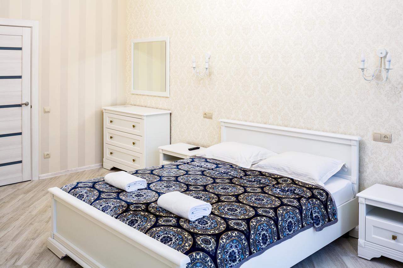 Leogrand Vip Apartments On Udatnogo 4 Lviv Kültér fotó
